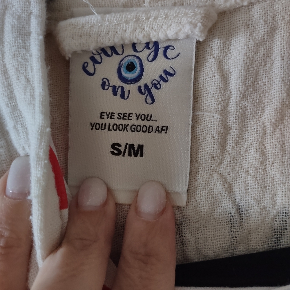 Eye-Patterned Cream Robe - Picture 2 of 4